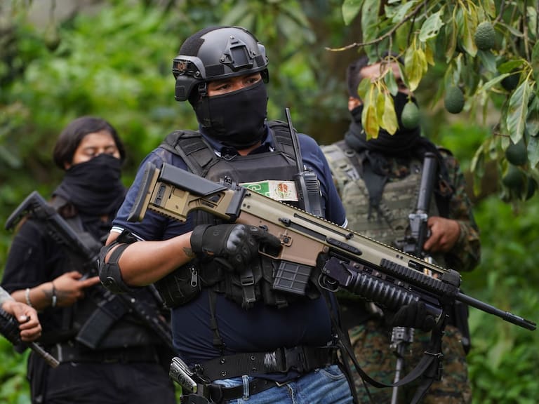 Existe una denuncia de comerciantes aguacateros de Michoacán que son víctima de extorsión sistemática desde el 2021