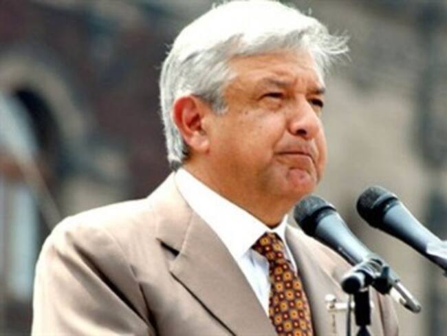 Propone López Obrador al IFE 12 medidas para garantizar equidad