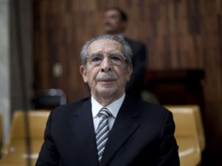 Corte Constitucional de Guatemala anula sentencia contra Ríos Montt
