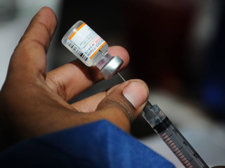 Aplican más de mil vacunas contra sarampión y rubéola a personas privadas de la libertad en CDMX 
