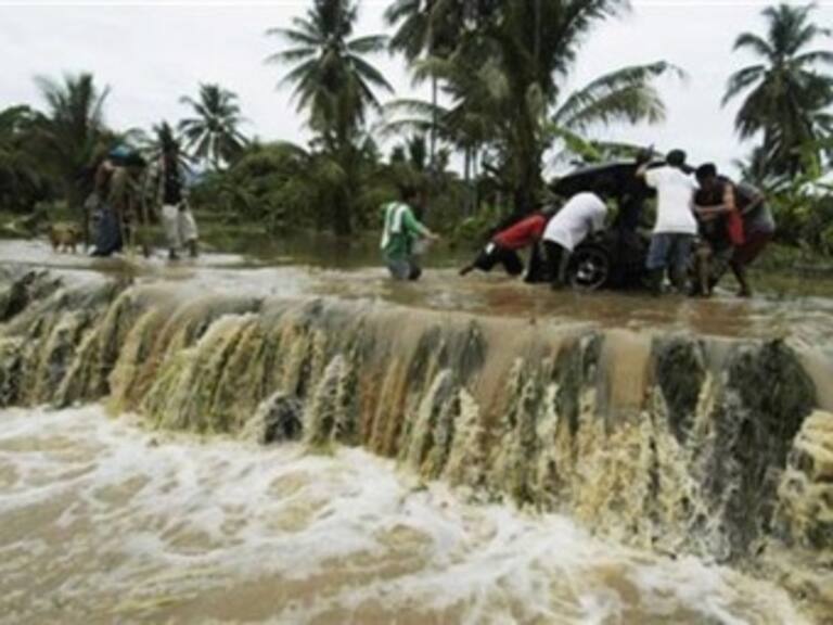 Evacuan a más de mil 500 personas en Uruguay por inundaciones