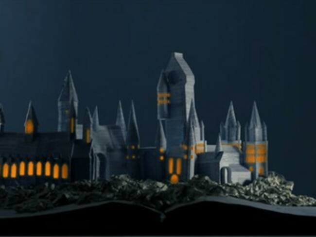 Mira al castillo de Hogwarts hecho en stop motion