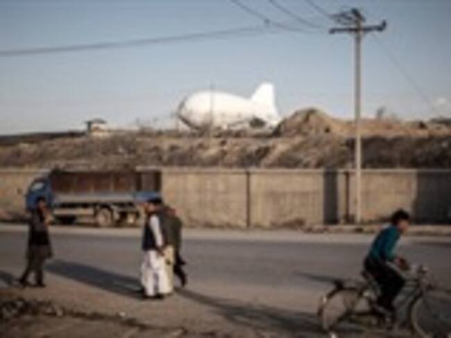 Usaría EU dirigibles para vigilar la frontera con México: WSJ
