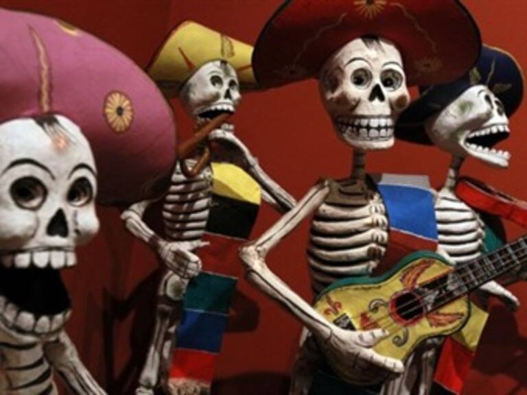 Celebra Chicago a los muertos