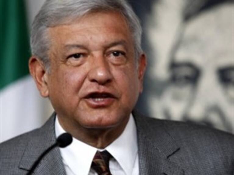 Debería IFE saber quién 'pompo' campañita de EPN: AMLO