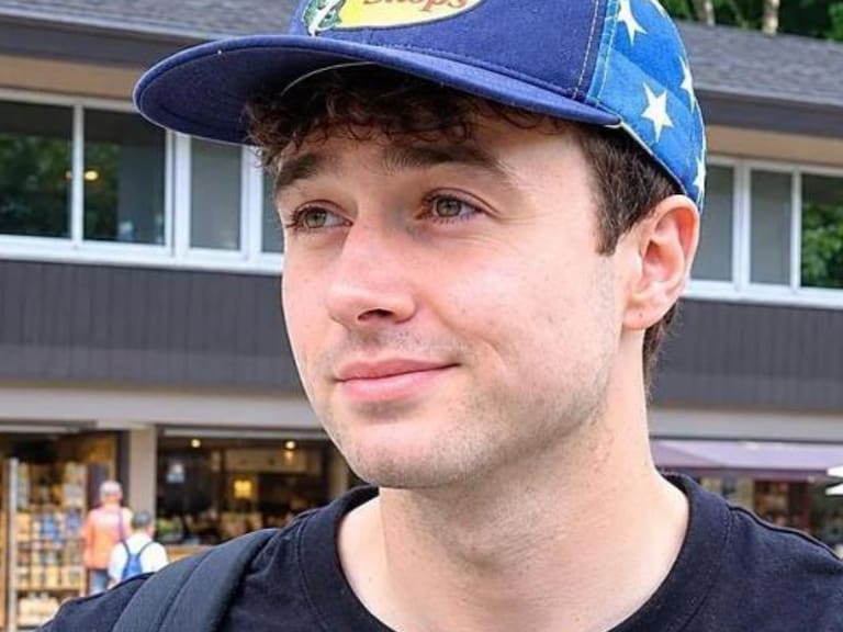 Jacob Coxon, extrbajador de OpenAI y en Anthropic.
