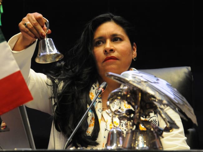 Presidenta del Senado llama ‘inche loca’ a Kenia López