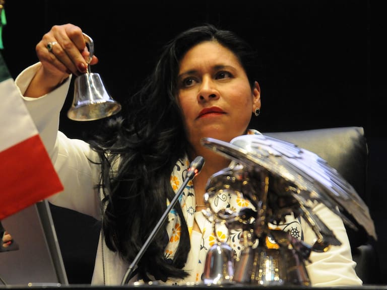 Presidenta del Senado llama ‘inche loca’ a Kenia López