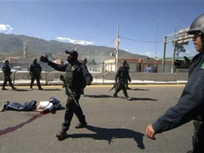Comparece ex procurador guerrerense por caso Ayotzinapa
