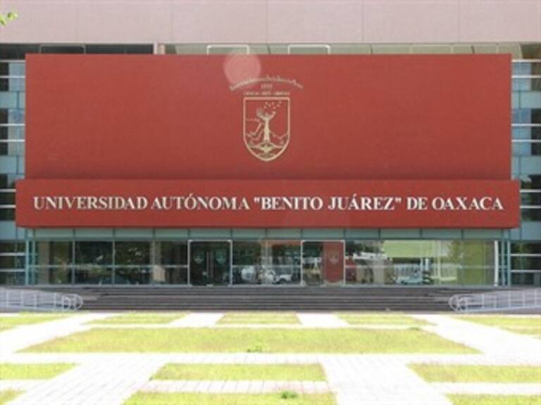 Huelga en Universidad de Oaxaca afecta a 26 mil estudiantes