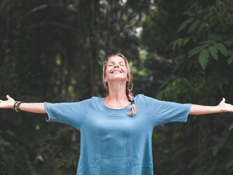 ¿Cómo crear salud a través de los decretos?