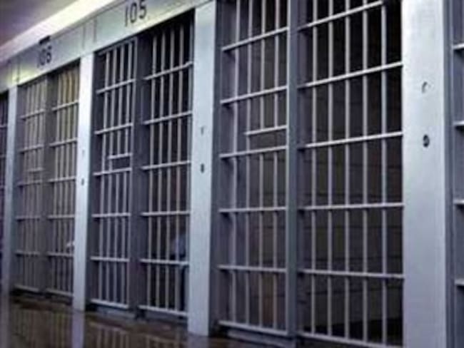 Elimina Texas comidas a reos para reducir costos