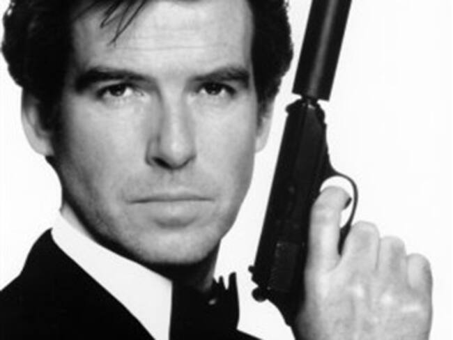 ¿Te imaginas jugar GoldenEye 007 contra James Bond y ganarle?