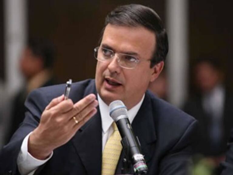 Positivo, Pacto por México: Ebrard