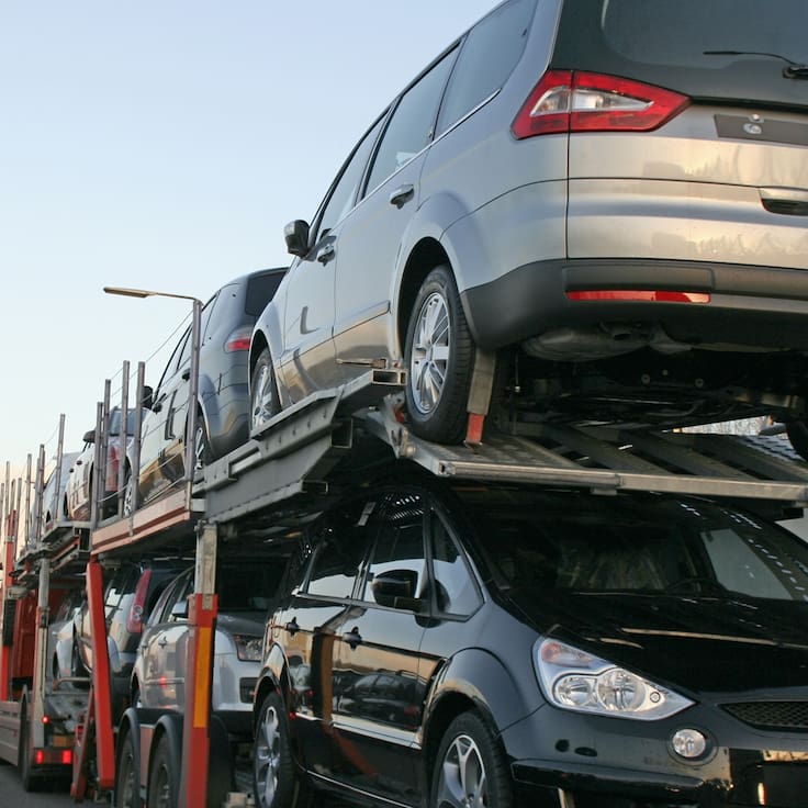 Industria automotriz crece en ventas y exportaciones, pero baja producción