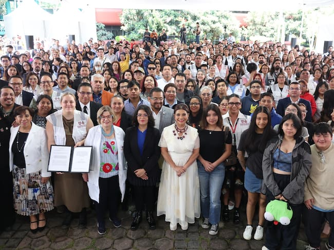 Brugada propone garantizar la salud mental de jóvenes como derecho en CDMX tras detectar 147 riesgos suicidas