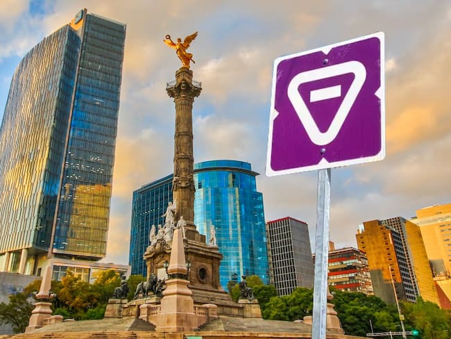 Señalamientos viales morados en CDMX: ¿qué significan y para qué sirven?