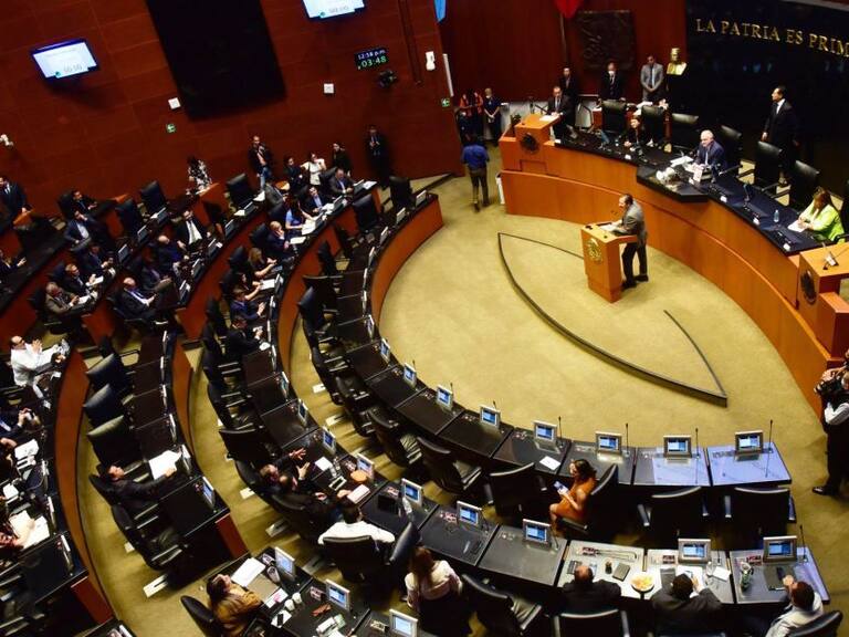 Bloquea Morena extraordinario para comisionados del INAI