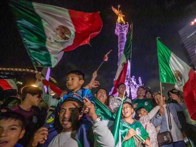 ¿Habrá puente del 15 de septiembre para escuelas y trabajadores?