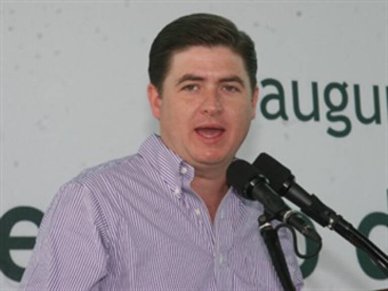 Policías especiales, con respaldo de gobernadores: Medina