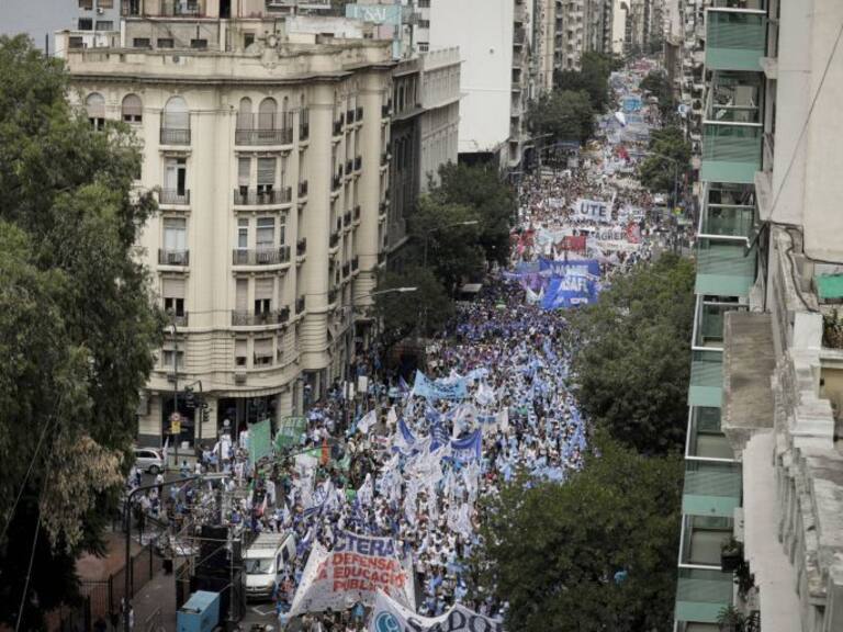 Huelga en Argentina deja a 5 millones de niños sin clases
