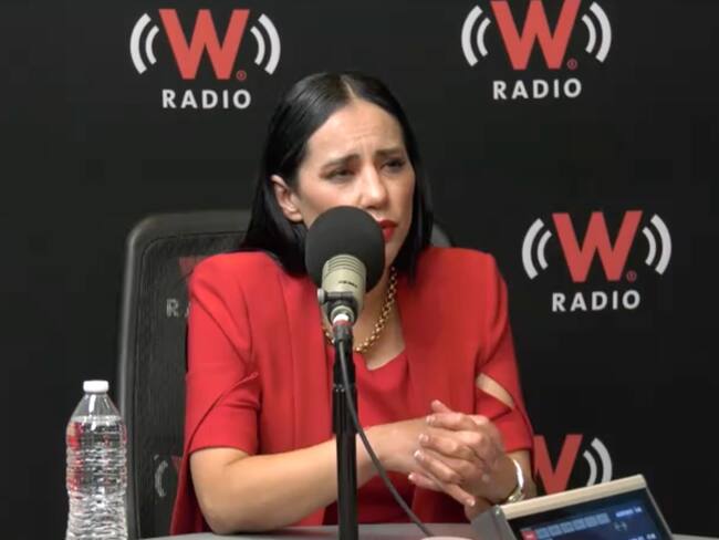 Me gusta vestirme bien y darme lujos, pero mi mundo es estar con la gente en las calles: Sandra Cuevas