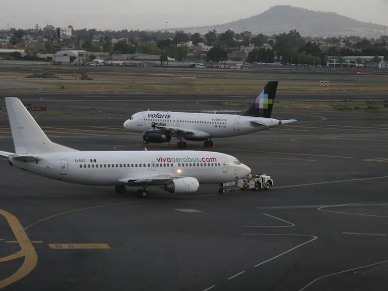 El economista, especialista en temas de aviación, turismo y transporte aéreo, Carlos Torres comparte la situación de resiliencia de las líneas aéreas mexicanas y lo que podría venir para al cierre del presente año. FOTO: SAÚL LÓPEZ /CUARTOSCURO.COM