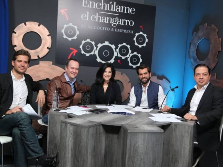 Martha Debayle y el jurado calificador