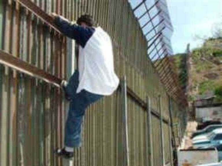 Defiende New York Times la utilización del término 'inmigrante ilegal'