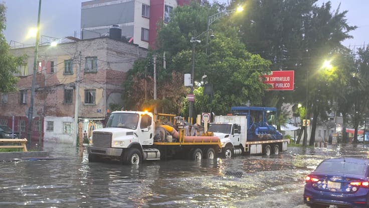 Caos por lluvias en CDMX: reportan más de 60 emergencias tras intensa tormenta