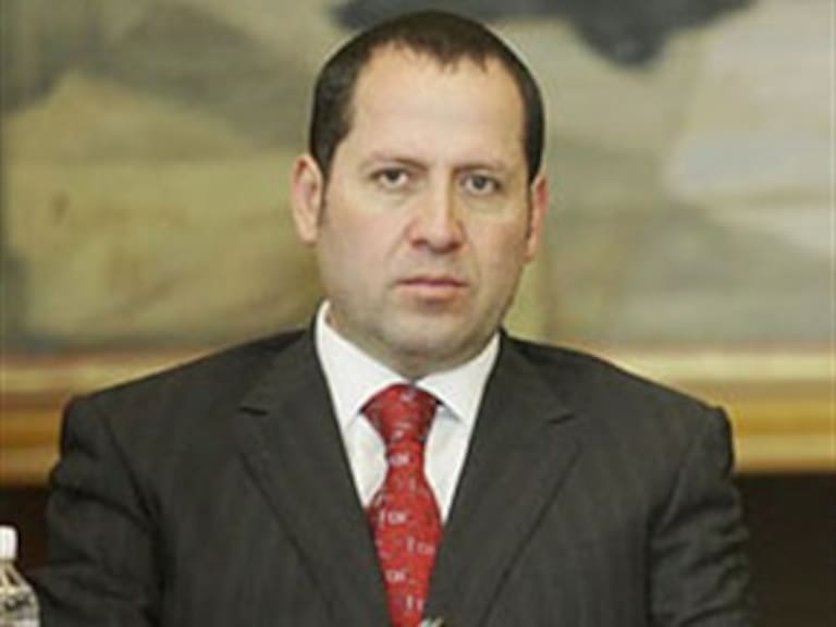 Riesgo, ser presidente municipal: Eruviel Ávila