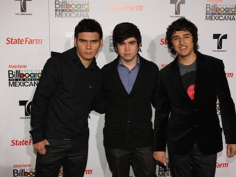 Es 3BallMTY máxima triunfadora de los Billboard de la Música Mexicana