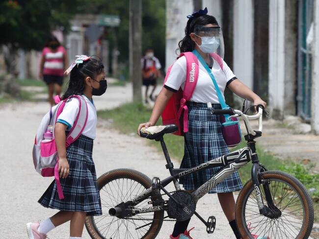 México suma 1,071 muertes y 15 mil 784 contagios de COVID-19 en 24 horas