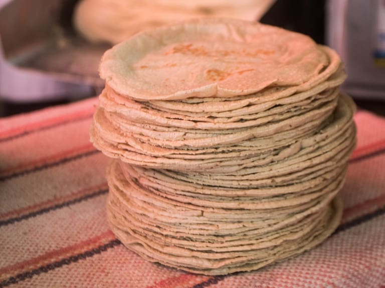 No hay motivo para aumentar precio del kilo de tortilla: AMLO