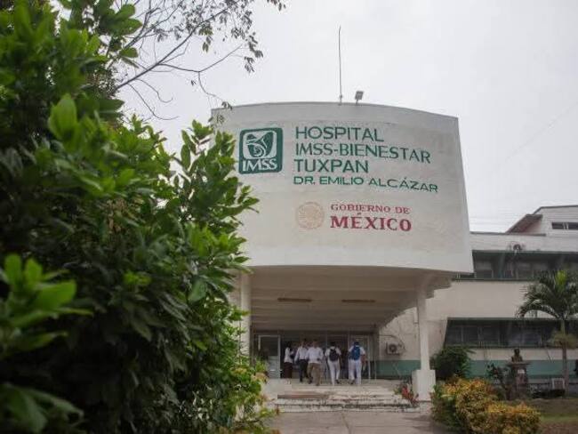 Ataque a hospital de Tuxpan deja un muerto y un herido; el agresor fue detenido