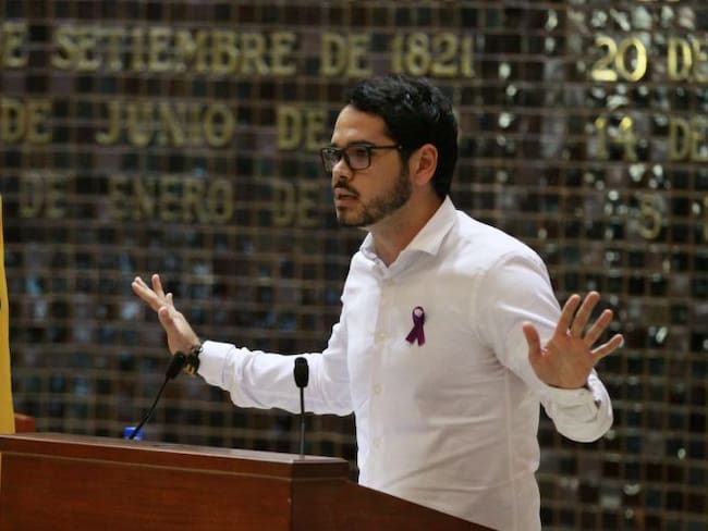 Piden al gobierno de Jalisco explique uso de software de espionaje