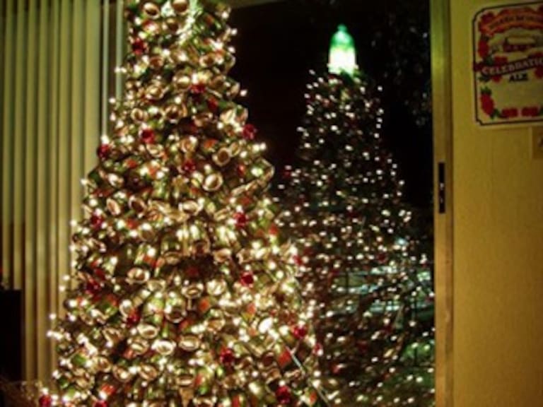¿Sabes cuál es la historia del árbol de navidad?