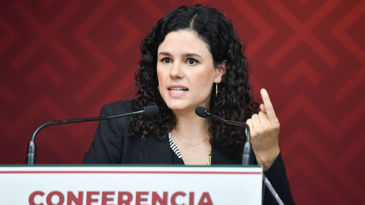 Luisa María Alcalde defiende reforma electoral y reducción de presupuesto al INE