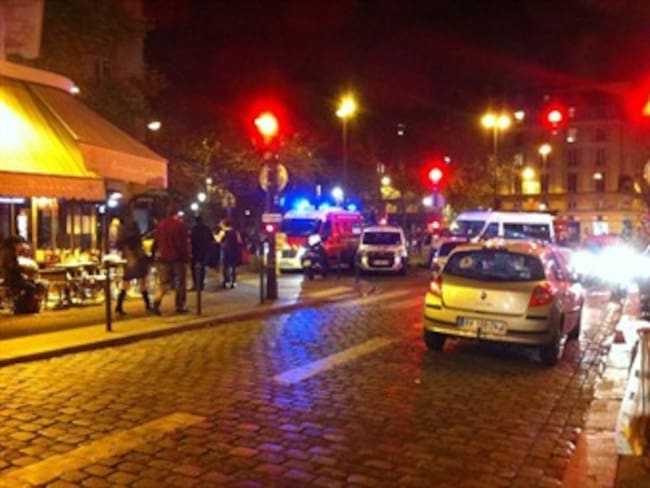 Atentados en París: por lo menos 120 víctimas, rescatan a rehenes