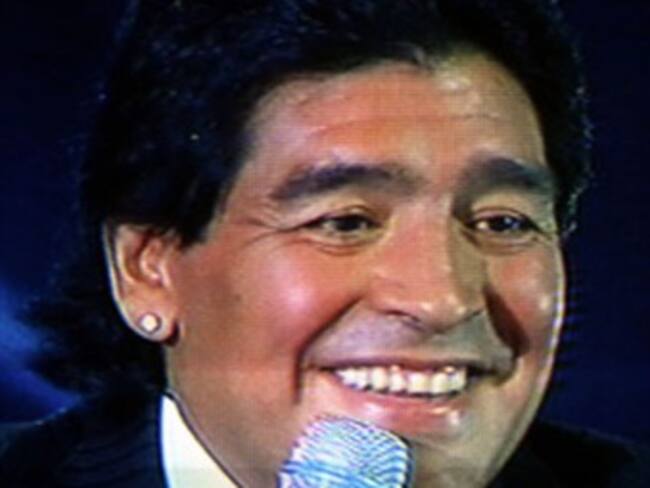 Maradona quiere celebrar cumpleaños 50 con partido en Nápoles