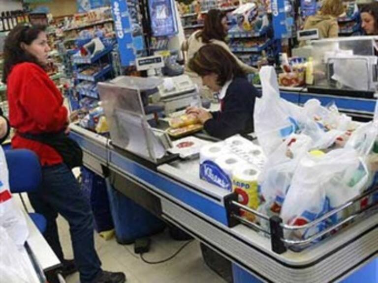Llama Profeco a no realizar compras de pánico