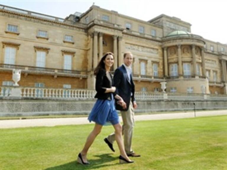 Aplazan Los duques de Cambridge su luna de miel