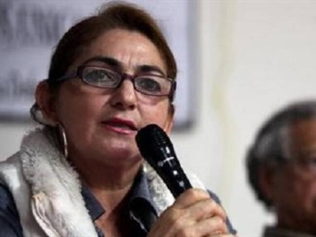 Exige esposa de Mireles destitución de Alfredo Castillo