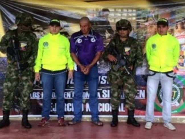 Captura ejército colombiano a jefe de milicias de las FARC