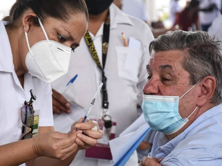 México acumula 205 mil 598 defunciones por COVID-19