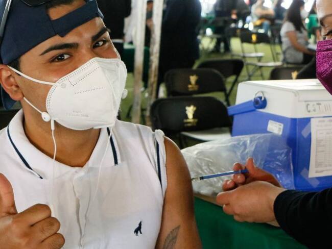 Próxima semana vacunarán con Pfizer a mayores de 18 años en Xochimilco