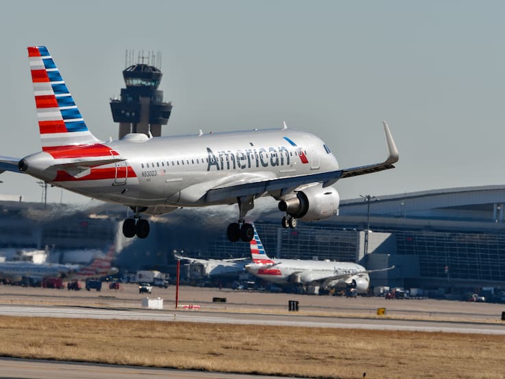 El colapso del tráfico aéreo se agrava en Estados Unidos: casi dos mil vuelos son cancelados
