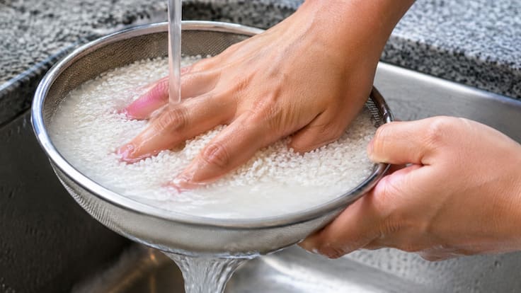 ¿Qué pasa si lavas el arroz antes de cocinarlo? Chefs expertos del mundo responden