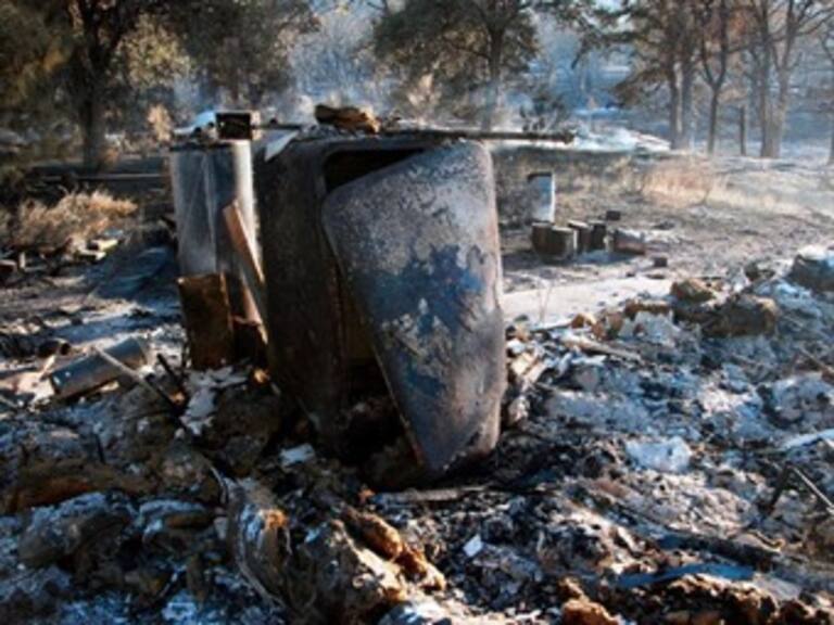 Más de 80 muertos por explosiones en fábrica de municiones de Yemen