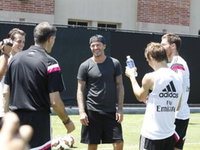 James es un gran jugador, hizo un gran Mundial: Beckham